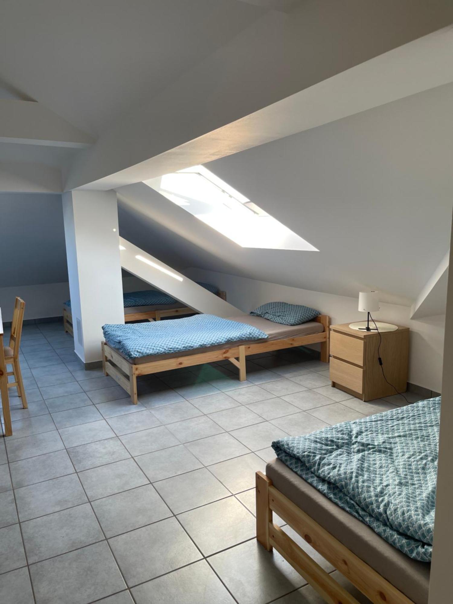 Kavkaz Restaurant & Hotel Lohmar Esterno foto
